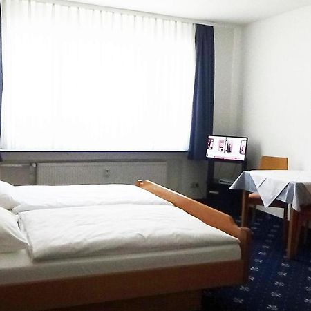 Hotel Zur Traube Бад-Гомбург-фор-дер-Гее Екстер'єр фото