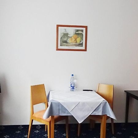 Hotel Zur Traube Бад-Гомбург-фор-дер-Гее Екстер'єр фото